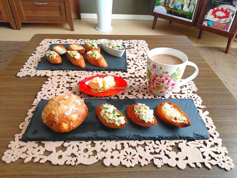 ドンク 紅茶と林檎のパンとバゲットランチ♪